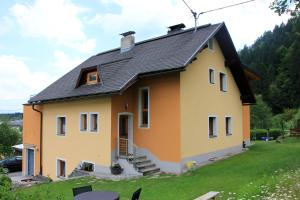 Budynek, w którym mieści się apartament