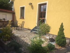 Taman di luar Apartmán Augsten