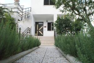 A garden outside Bed&Breakfast degli ulivi