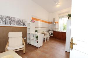 Photo de la galerie de l'établissement Apartamento Ollerías, à Malaga