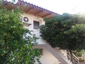 Gallery image of Per Mare in Loutra Oraias Elenis 