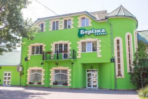 Budova, v ktorej sa penzión/hostinec nachádza