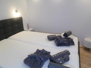 Posteľ alebo postele v izbe v ubytovaní Ferienwohnung DAHEIMchen
