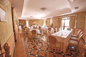 Posezení v ubytování Hotel Cilicia