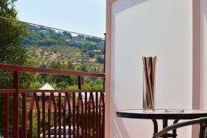 a balcony with a table and a view at Il Rifugio d'aMare in Agropoli
