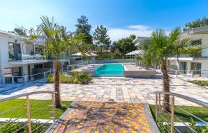 Gallery image of The Elegant Apartments in Pefkari +96 photos
