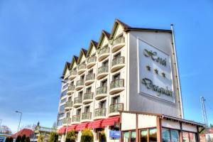 Zgradba, v kateri se nahaja hotel