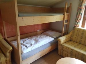 Postel nebo postele na pokoji v ubytování Haus Kropf