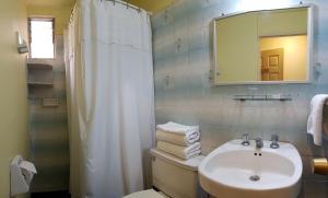 Et badeværelse på Hotel Inti - Llanka