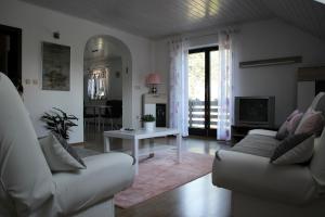 Gallery image of Lake House Apartment in Medvode