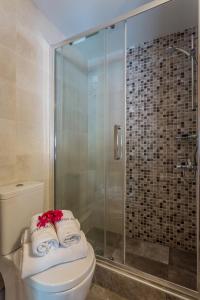 Koupelna v ubytování Hotel Akti