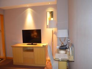 TV a/nebo společenská místnost v ubytování Hui Fu Jinling Hotel