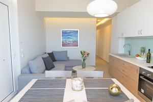 Η κουζίνα ή μικρή κουζίνα στο Sonja Beachfront Apartments