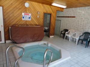 Fotografie z fotogalerie ubytování Falcon Resort v destinaci Osoyoos