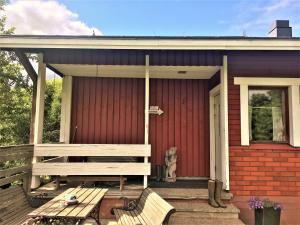 Φωτογραφία από το άλμπουμ του Surkeenjärvi Countryside B&B σε Moksinkylä