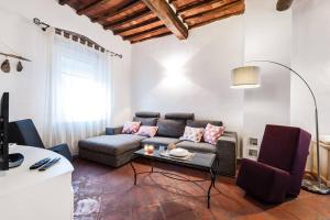 Χώρος καθιστικού στο casa pietra del sole