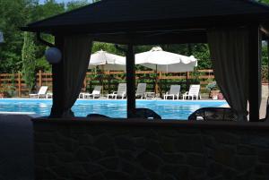 Kolam renang di atau dekat dengan Parc Hotel