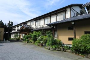 Building kung saan naroon ang ryokan