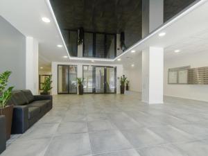 Lobbyn eller receptionsområdet på Apartament Dwie Sosny Sunnyway