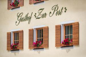 Fotografie z fotogalerie ubytování Gasthof - Hotel Zur Post v destinaci Neukirchen am Teisenberg