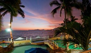 Вид на басейн у Hotel Marina Puerto Dorado - Todo Incluido або поблизу
