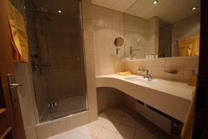 Kúpeľňa v ubytovaní Hotel Garni Lärchenhof