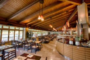 Restaurace v ubytování Park Hotel Marinetta - Beach & Spa