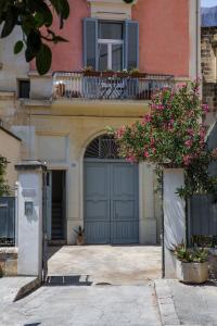 The building in which Az apartmant is located