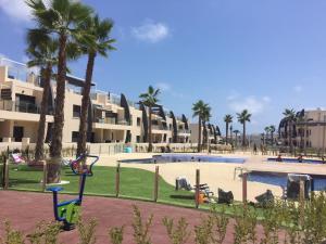 Bazén v ubytování Playa Elisa Bay nebo v jeho okolí