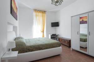 Postel nebo postele na pokoji v ubytování Cornelia Penthouse