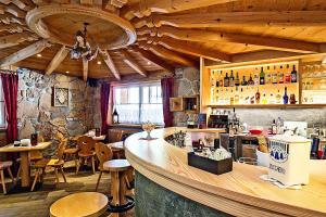 Loungen eller baren på Residence Cirelle Suite & Spa