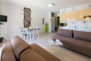 O zonă de relaxare la Apartments & Rooms Laganini