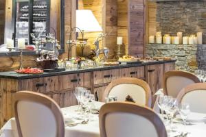 Nápoje v ubytování Hotel Les Mélèzes