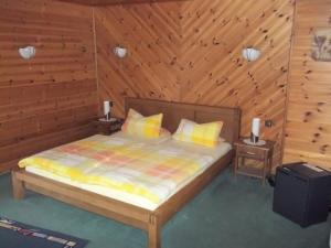 Llit o llits en una habitació de Landhaus Wartenstein
