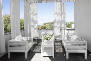 La Suite Boutique Hotel的阳台或露台