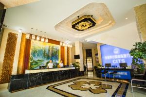 Fotografija u galeriji objekta 东玉楼大酒店Zhangjiajie Dong Yu Lou Hotel u gradu Džangđađe