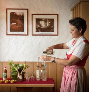 Getränke in der Unterkunft ANETSEDER Landhotel & Lofts