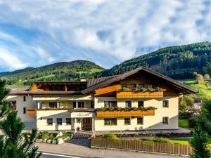 Fotografie z fotogalerie ubytování Garni Appartement Alpenresidence v destinaci Cadipietra + 89 fotografií