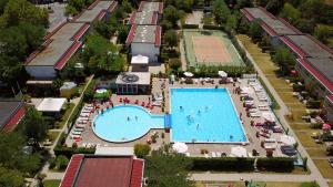 Bazén v ubytovaní Residence Blu Marlin Natural beach alebo v jeho blízkosti
