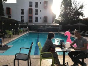 Bazén v ubytování Hotel Aquarius nebo v jeho okolí