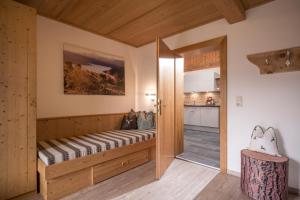 Ein Bett oder Betten in einem Zimmer der Unterkunft Ferienhaus Waidmannsruh