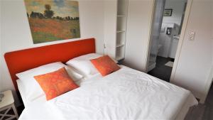 Ένα ή περισσότερα κρεβάτια σε δωμάτιο στο Apartment Alleestraße