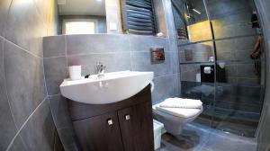 Kúpeľňa v ubytovaní Apartamenty Karkonoskie