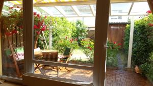 Photo de la galerie de l'établissement Exklusives Haus mit Garten, à Hanovre