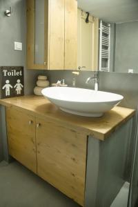 A bathroom at The Grove House