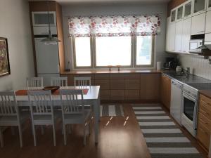 Kuchyň nebo kuchyňský kout v ubytování Ranua Lapland Apartment