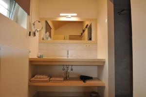Koupelna v ubytování B&B Knotwilgenhoeve