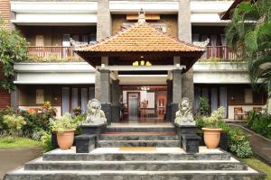 Exteriér nebo vchod ubytování Bali Tropic Resort & Spa - CHSE Certified