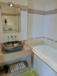 Bilik mandi di Apartment Jan
