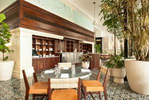 Posezení v ubytování American Trade Hotel